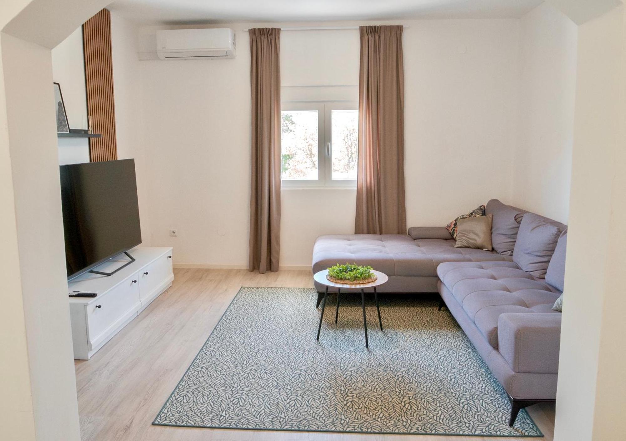Ivano & Franko Apartments Kruševo 外观 照片
